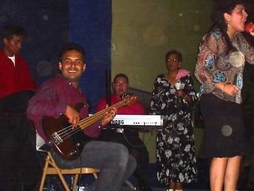 Junto con Clarissa Serrano