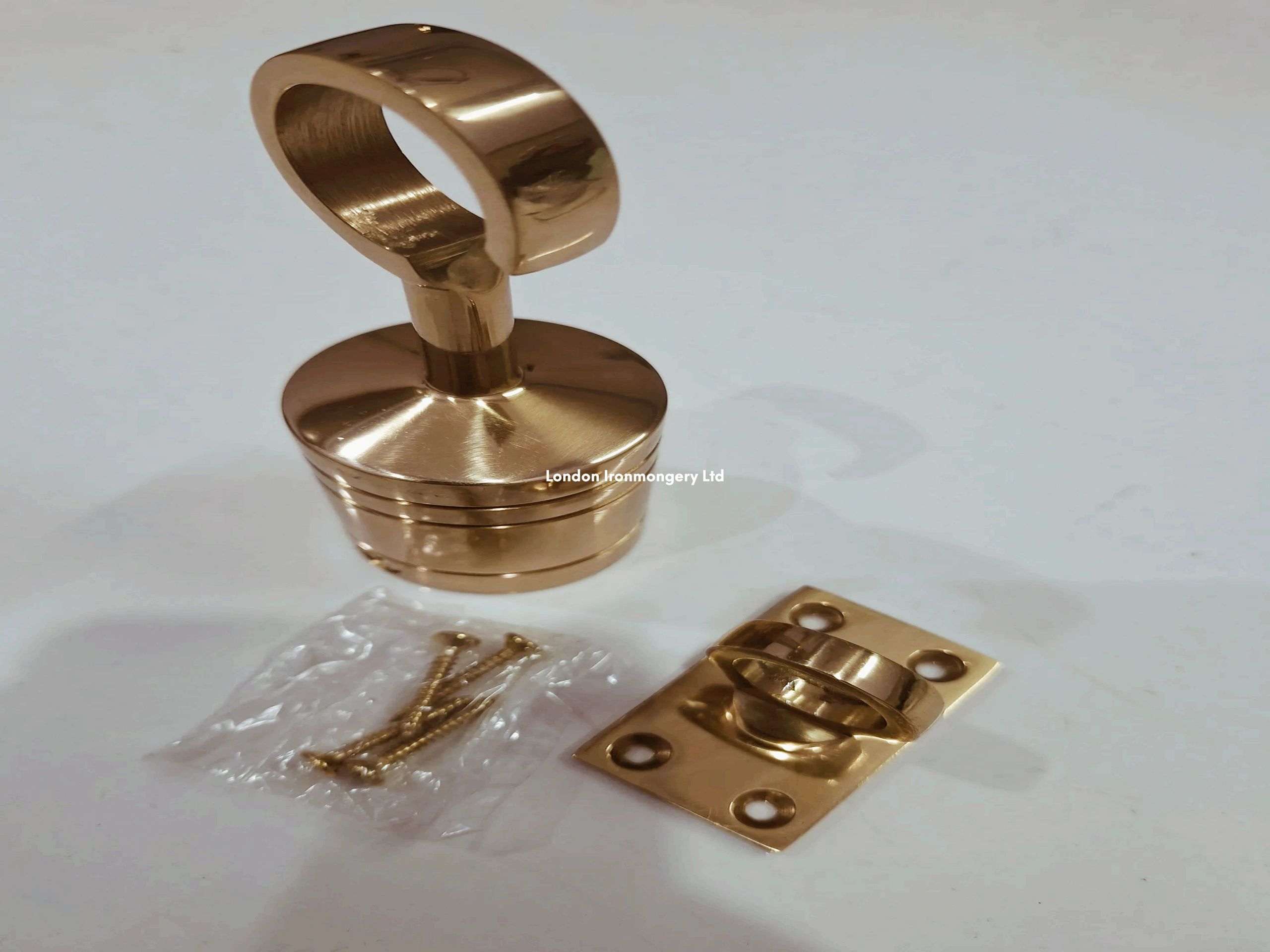 A Guide to Brass, Black & Chrome Decking Rope Post Fittings