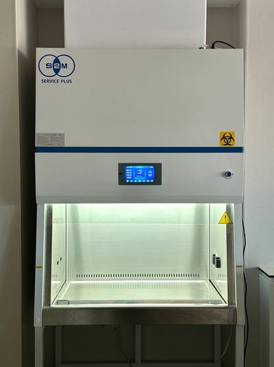 S2M Service Plus Class II Biological Safety Cabinet