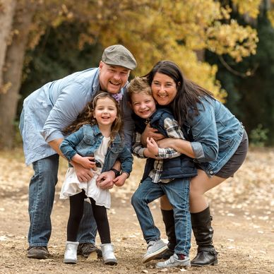west hills family photographer, west hills family photography, family portraits, family photographer
