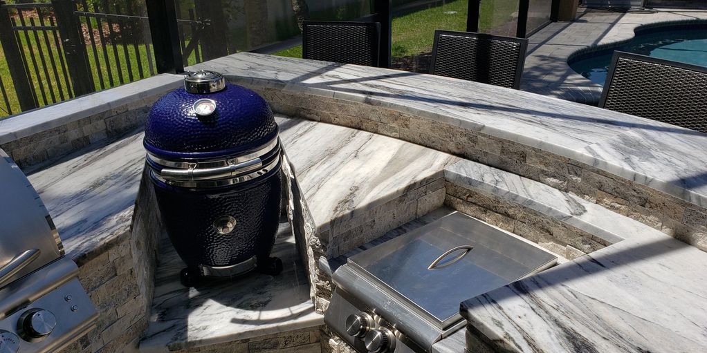 Saffire grill with the outdoor kitchen in Tampa