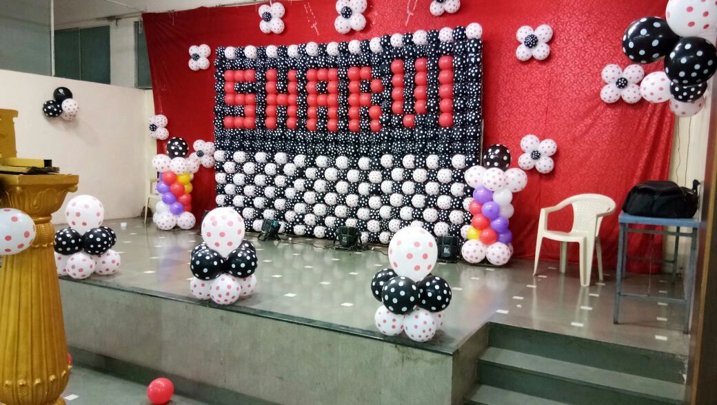 Masquerade Theme Party Birthday Balloon Decoration Service at Rs