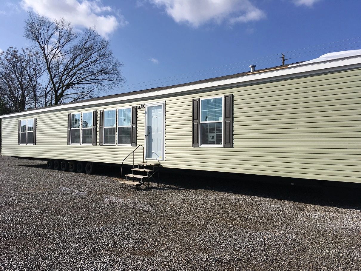 Champion 16x80 Ridgecrest