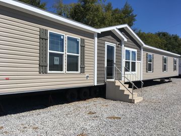 Manufactured home for sale in Alabama.