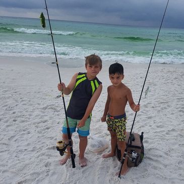 BananaBobb and Pro-staffer Bowen surf fishing in Orange Beach, Alabama 