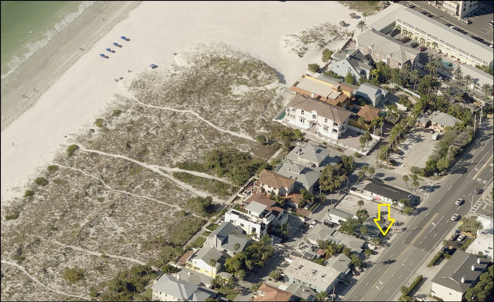 250' from a private beach on the Gulf of Mexico