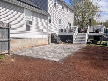 Cambridge armortech patio, in limestone quarry blend 