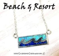 Our Ocean Wave necklace is a best seller from our Beach & Resort collection. 