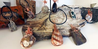 Wire wrapping classes near the Tampa Bay area showcasing handmade jewelry creations