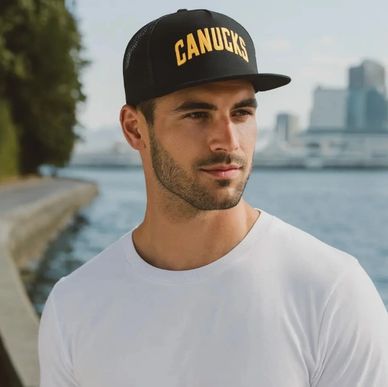 Vancouver Canucks Flying Skate trucker hat 