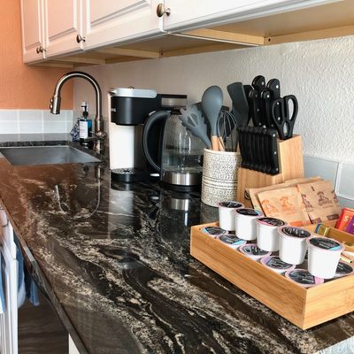coffee maker tea complete stocked full kitchen amenities