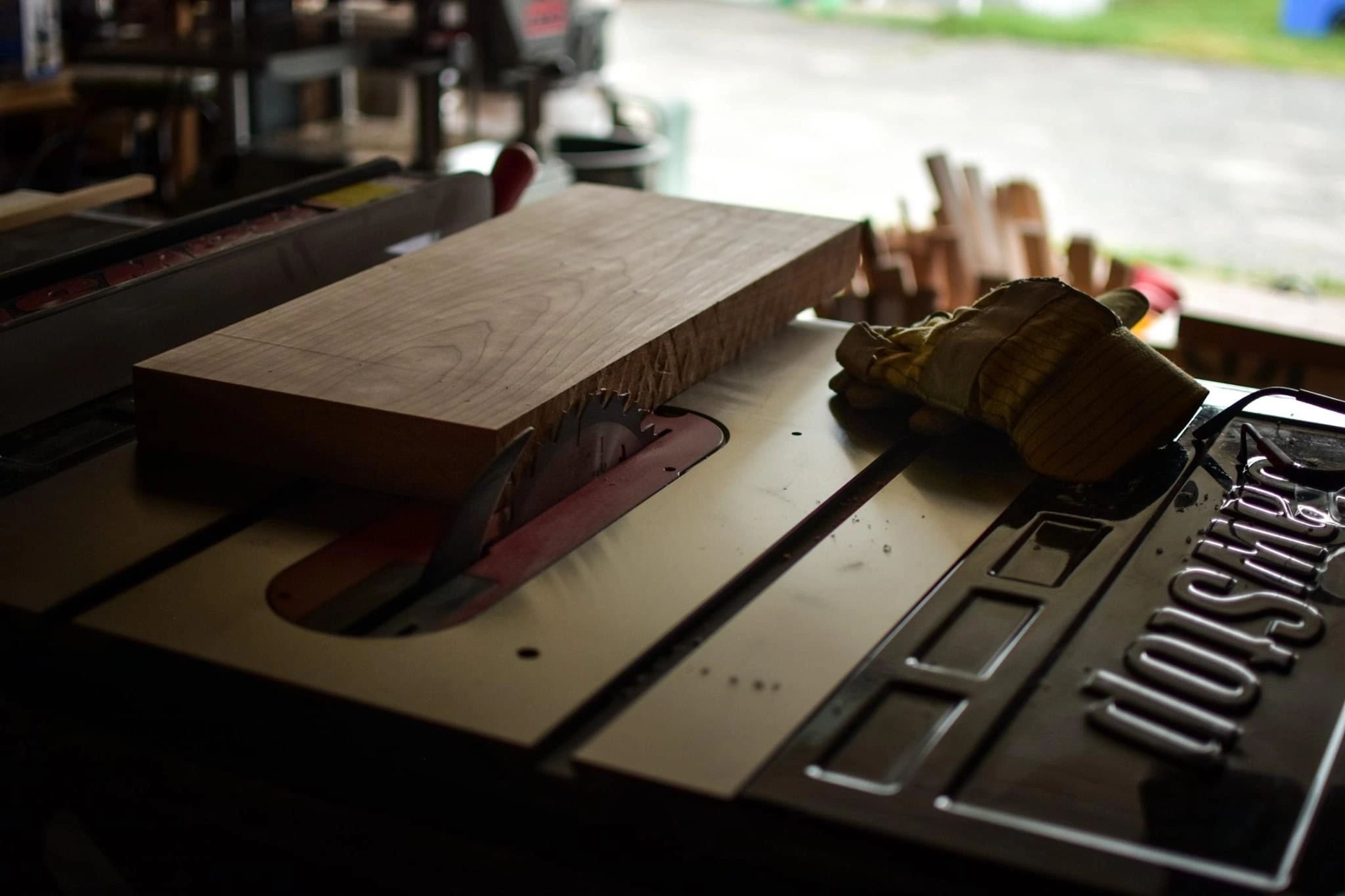 planche-d-couper-en-bois-atelier-vincent-trudel