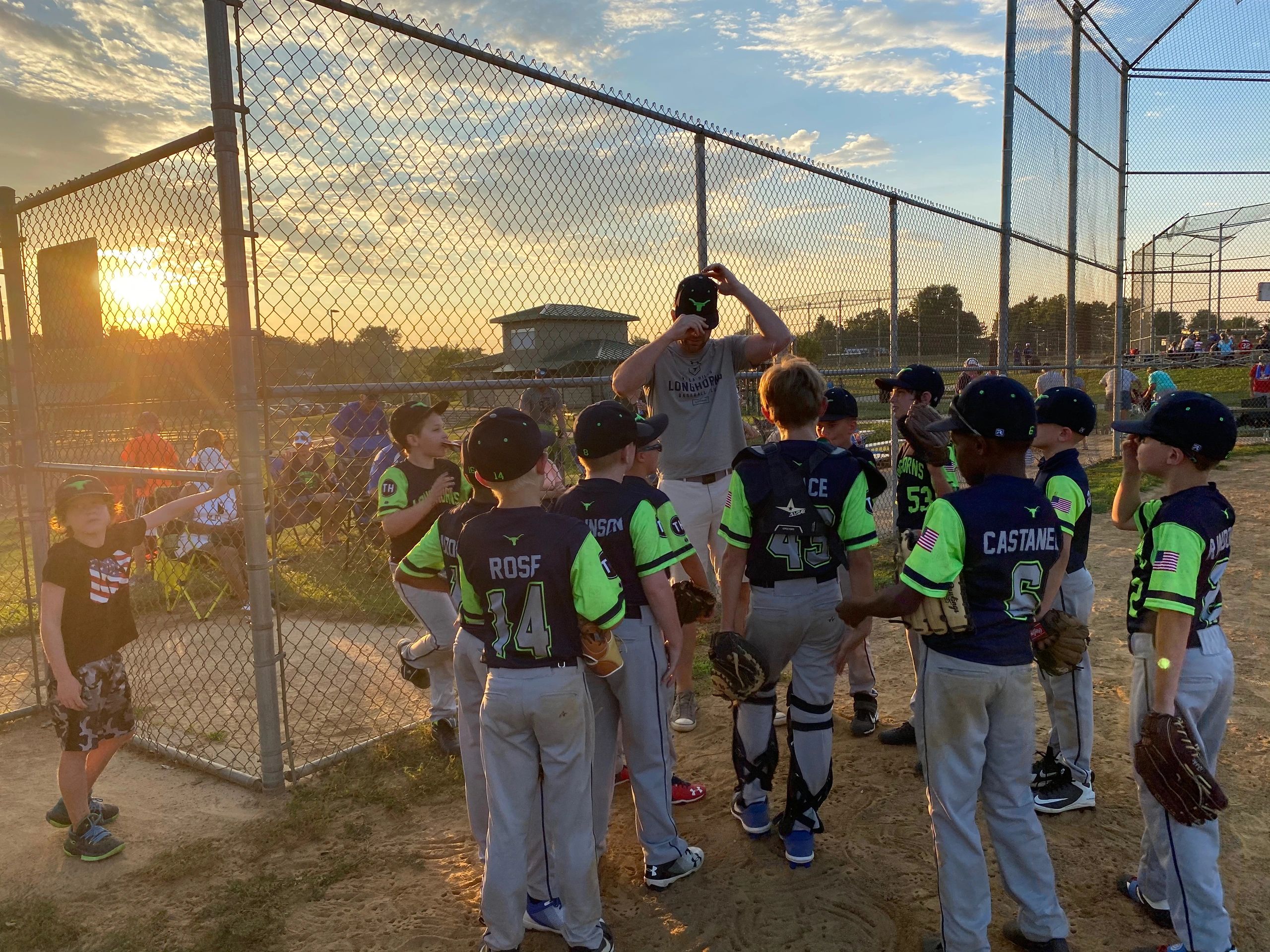 villahillslonghorns.com