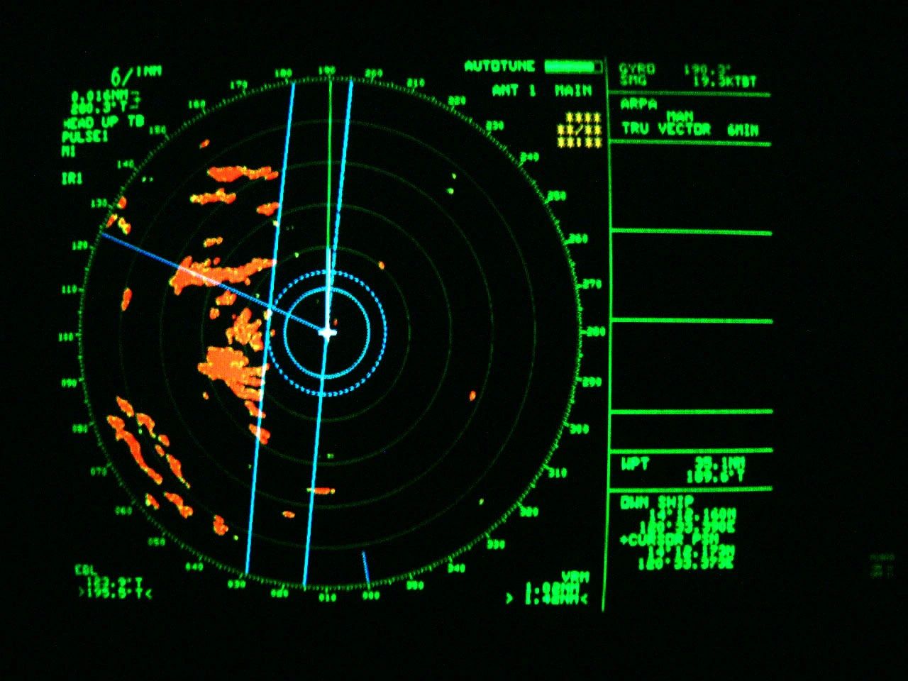 Radar am. Экран радара самолета. Интерфейс радара. Радар в игре. Радар на ID.4.