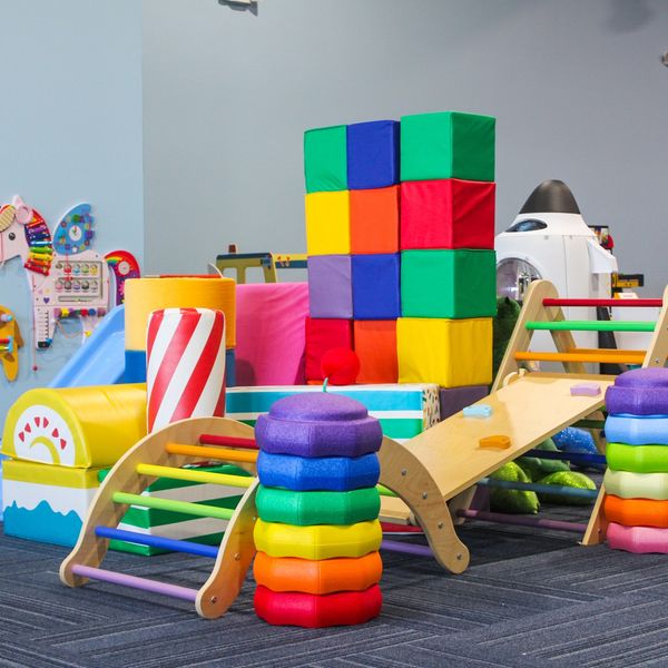 Parents’ Night Out in Chesterfield MI with supervised kids care and creative activities.
Painting Classes & Sip-and-Paint Studio | The Painthouse Art and Sip
art studio creative classes at 52370 Gratiot Ave, Chesterfield, MI 48051 art classes for kids
creative space
guided classes