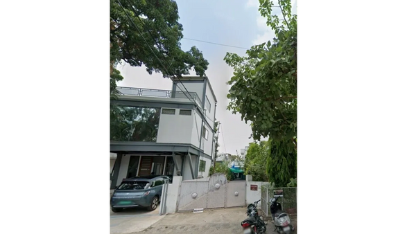 22252482002. 2225/2 482002 refers to Skin Hair and Cosmetic clinic Dr Kuldeep Bhardwaj MD