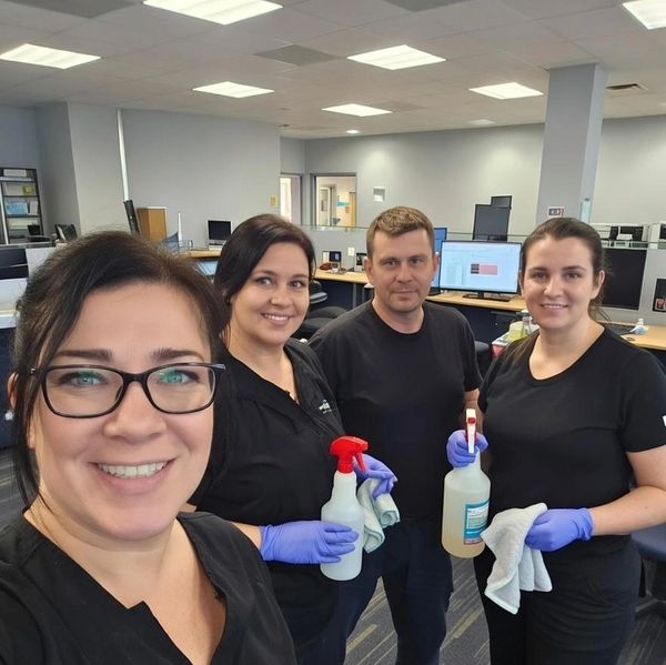 Office cleaning in New Smyrna Beach near Canal St. 3-in-1 Move, Clean, & Repair team.