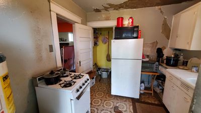 Apartment cleanout, tenant trashed apartment, how much for cleanout, apartment junk removal