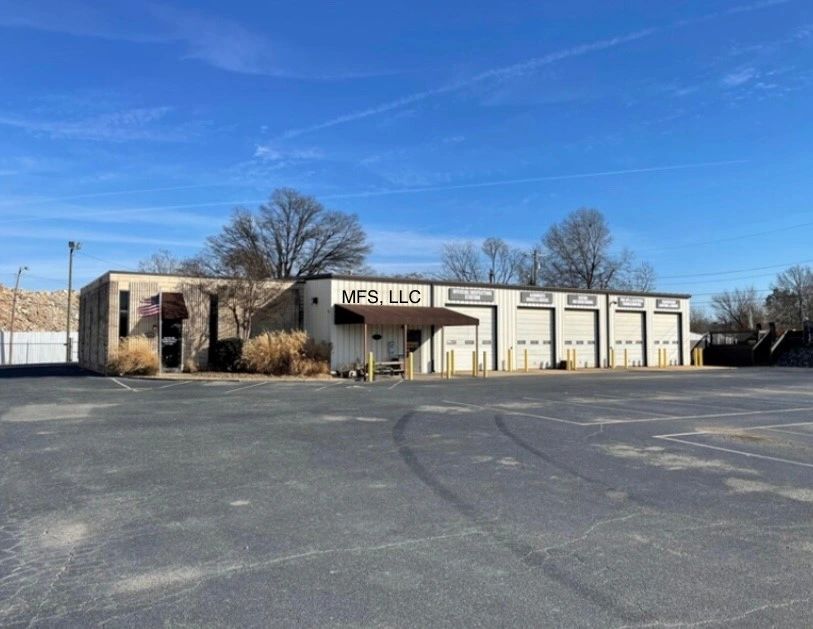 Metrolina Fleet Services, LLC featured image
