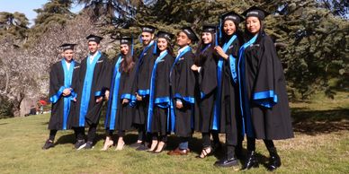 Estudiantes de Trushi International Academy. 
+34 681 083 093
info@trushiacademy.com