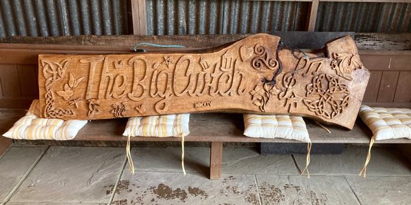 The Big Cwtch Carving