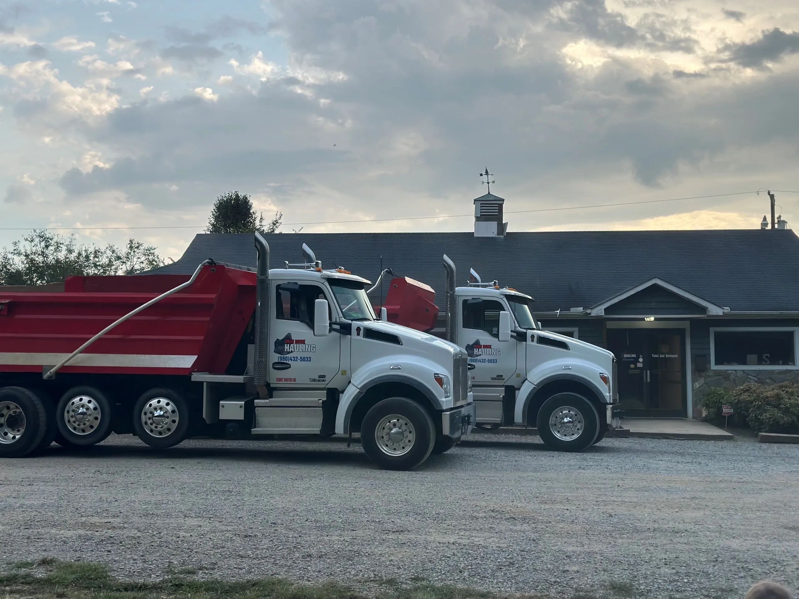 Dirt Hauling Jobs 07 - mg6r96x