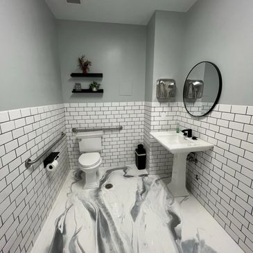 The Enchanted Hourglass bathroom for venue events and event space