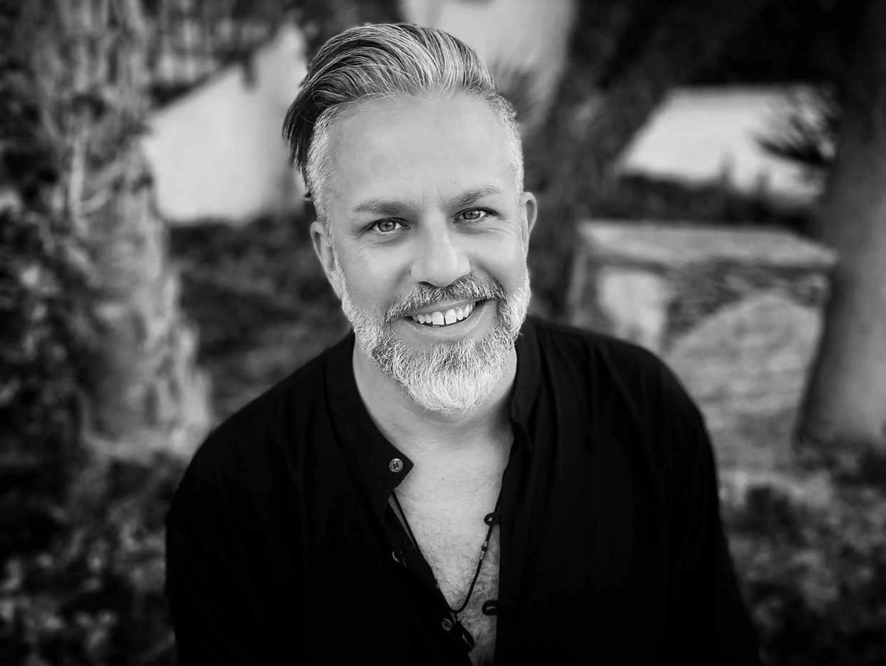 Kevin Suman| Spiritual Development, Intuitive Energy Healer | Psychic Medium