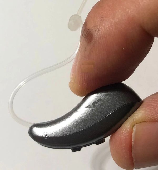aumentador de sonido digital con carga autónoma de batería
