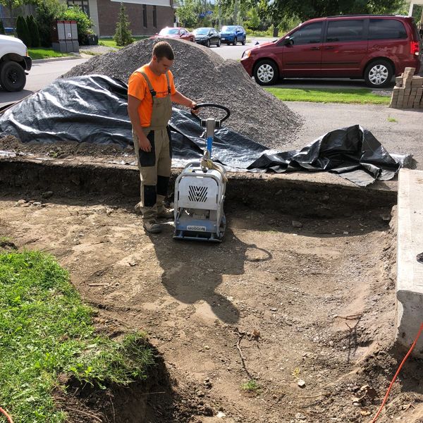 Landscaping Interlock Compaction