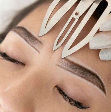 Natural lashes enhanced with mascara