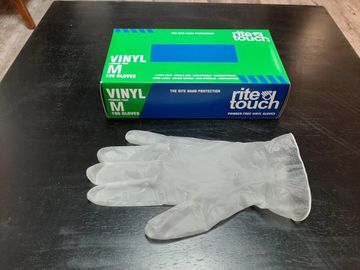 vinyl gloves