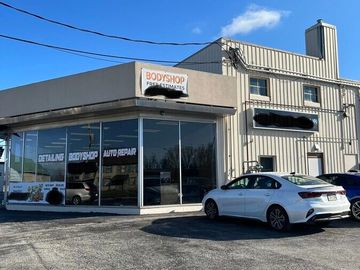 Prime location on a busy road near downtown Gettysburg and Route 15. Suitable for retail, office, or