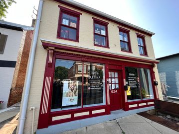 The exterior of a beauty salon in Frederick, Maryland.