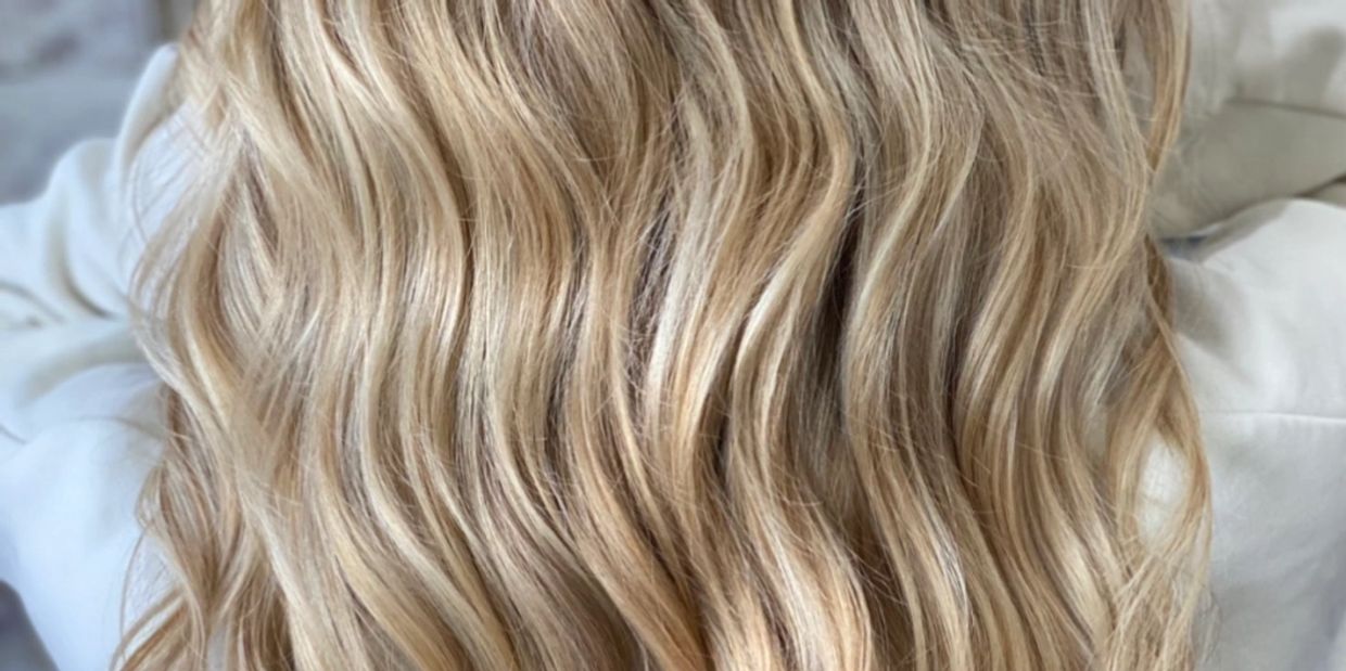 Balayage
Blonding
Bespoke blonde 
Baby lights 
free hand painting 
Melting 
Airtouch
Toning 