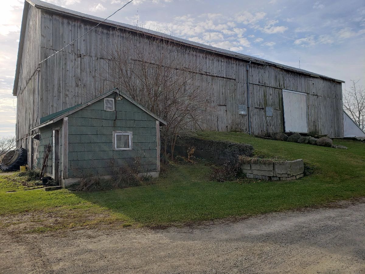 documenting a heritage resource - a historic barn