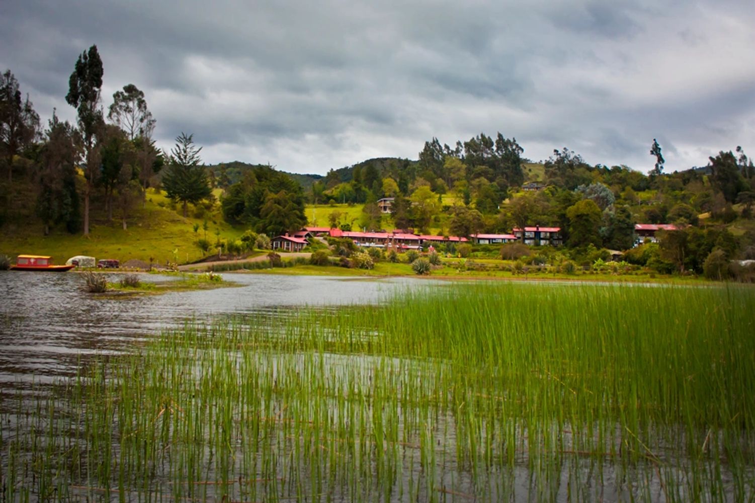 Laguna de La Cocha, Chalet Guamuez, vereda Santa Clara, corregimiento El Encano, Pasto.