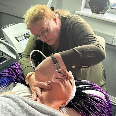 Micro Dermbabrasion