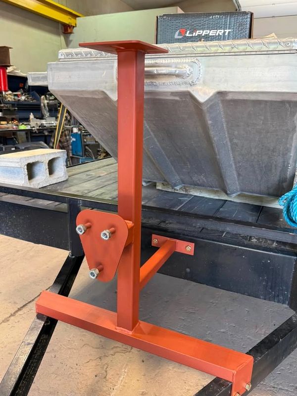 spare tire mount for trailer, with a winch plate