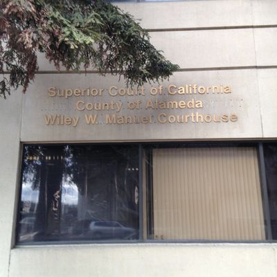 Alameda County Superior Court located at 661 Washington Street in Oakland, California.