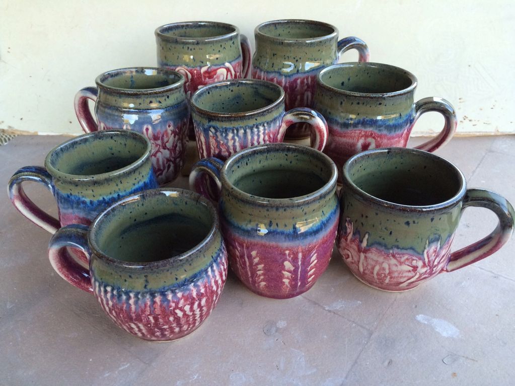  A stoneware mugs, every one can use a ceramic pot like this.