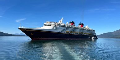 Viaja por un crucero.