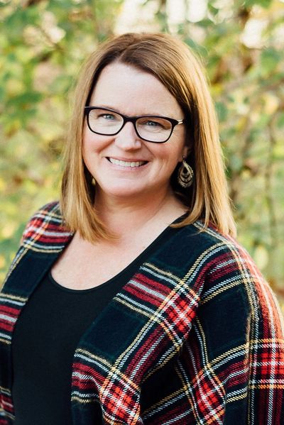 Sarah Gleason, dietitian licensed in Missouri and Illinois. Woman smiling at the camera.