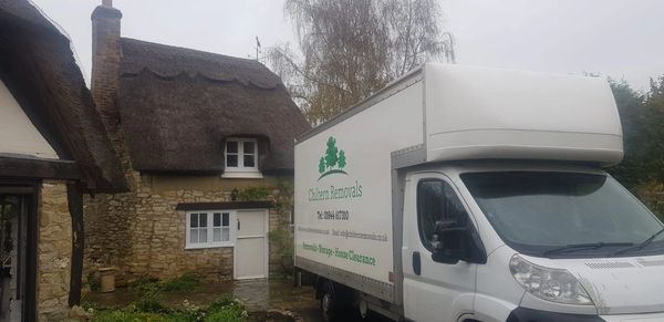 House removals company thame