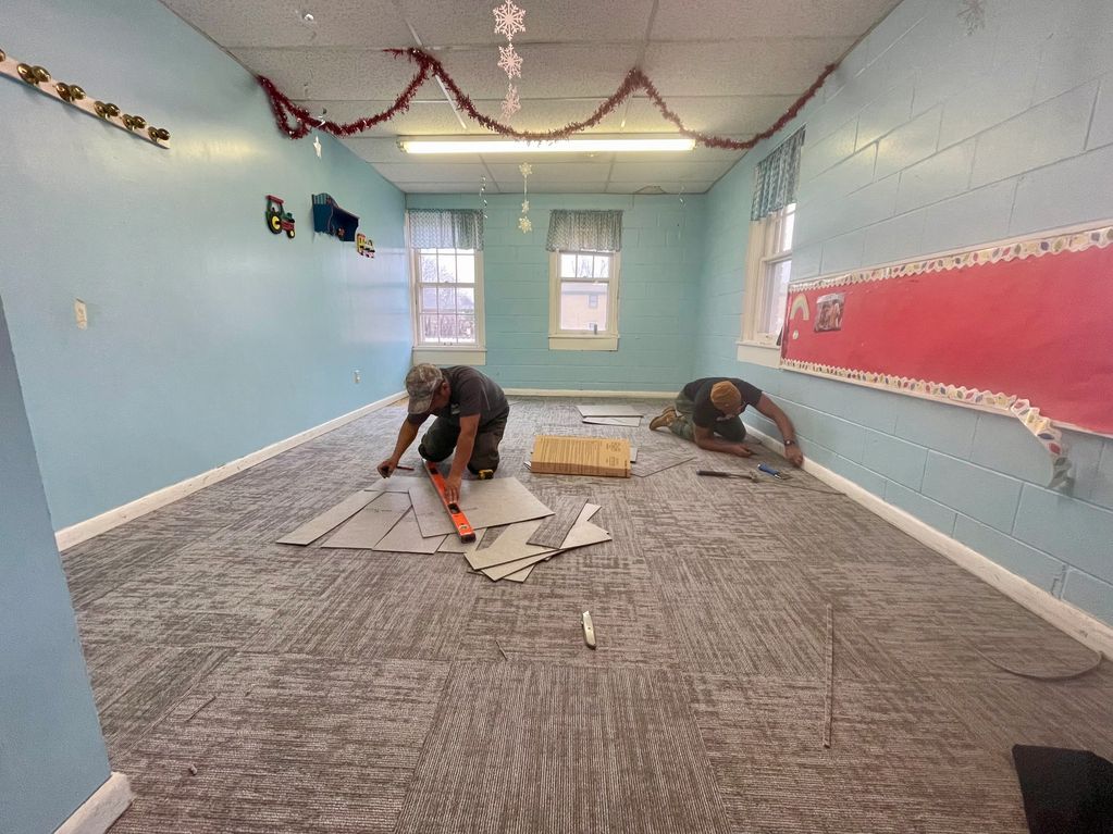 Carpet tile installation 