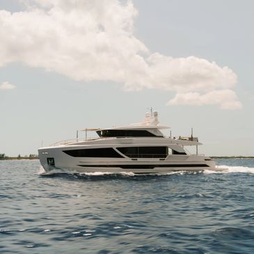 YACHTZ CLUB luxury yacht charter, private jet ,exotic car company in Miami Florida yacht rental 