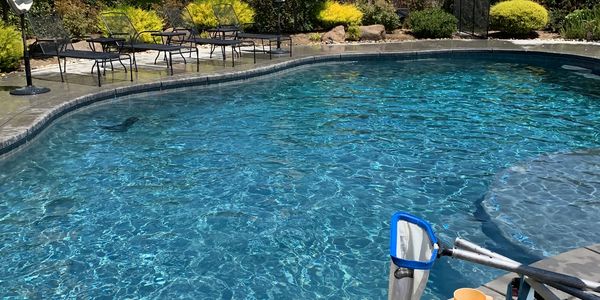 Pool service Woodbridge Ca  95258. pool service Herald,Ca  95638