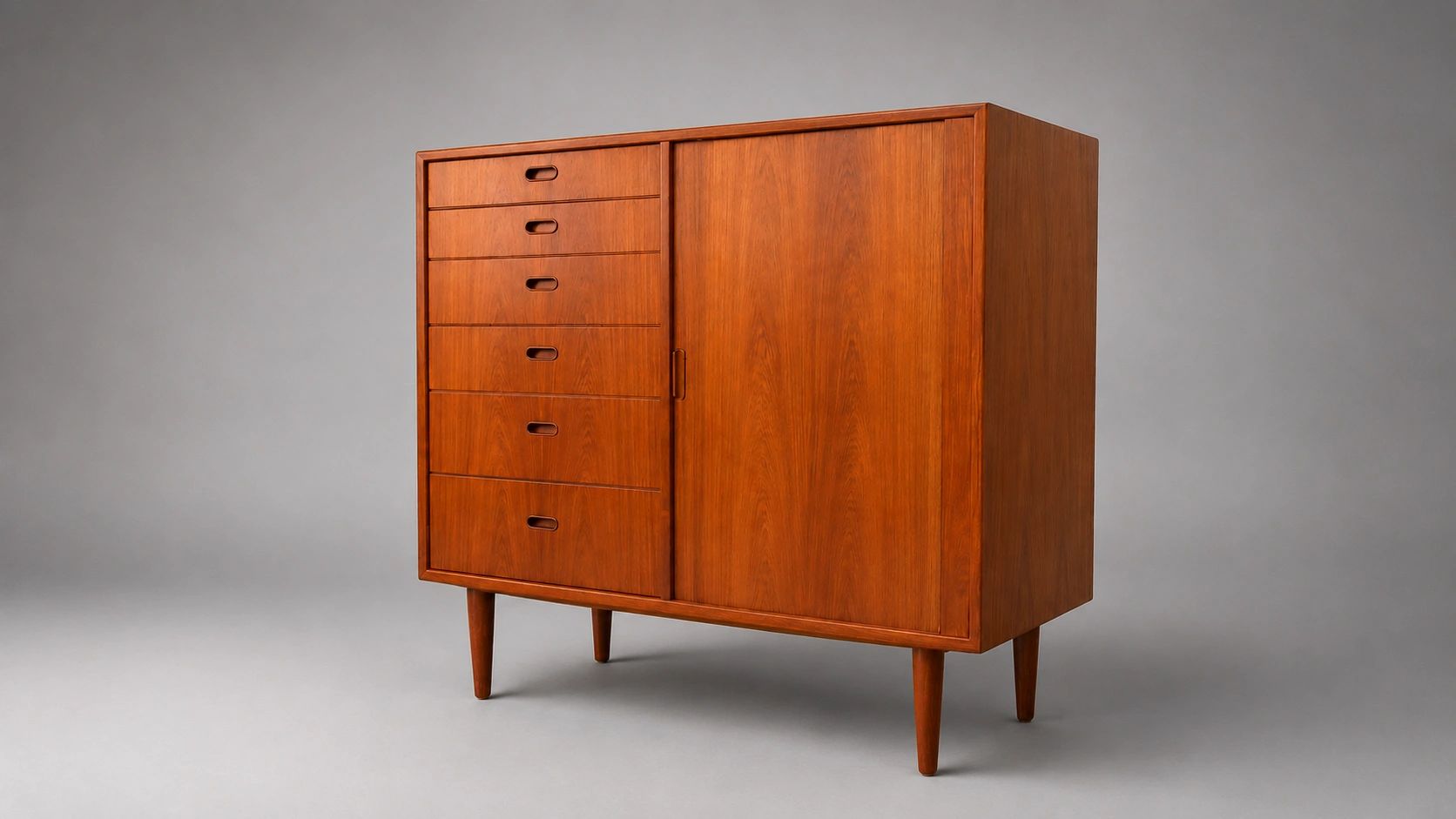 Falster Teak Gentleman's Chest
