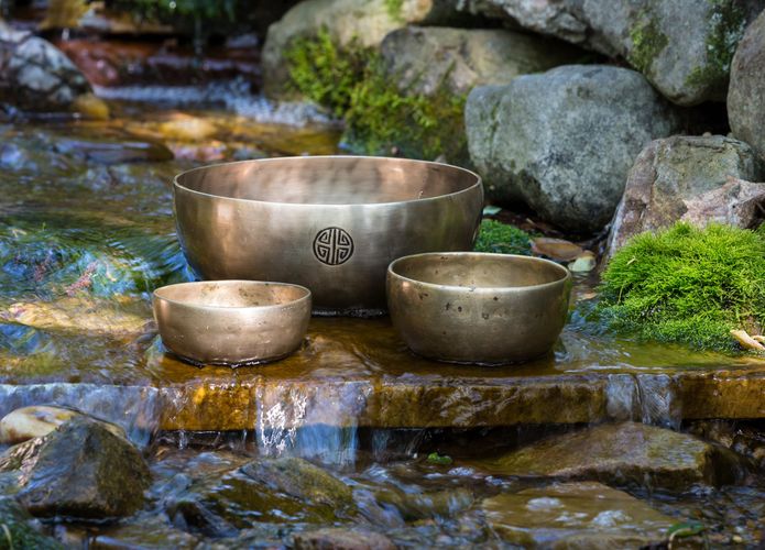 Himalayan singing bowls