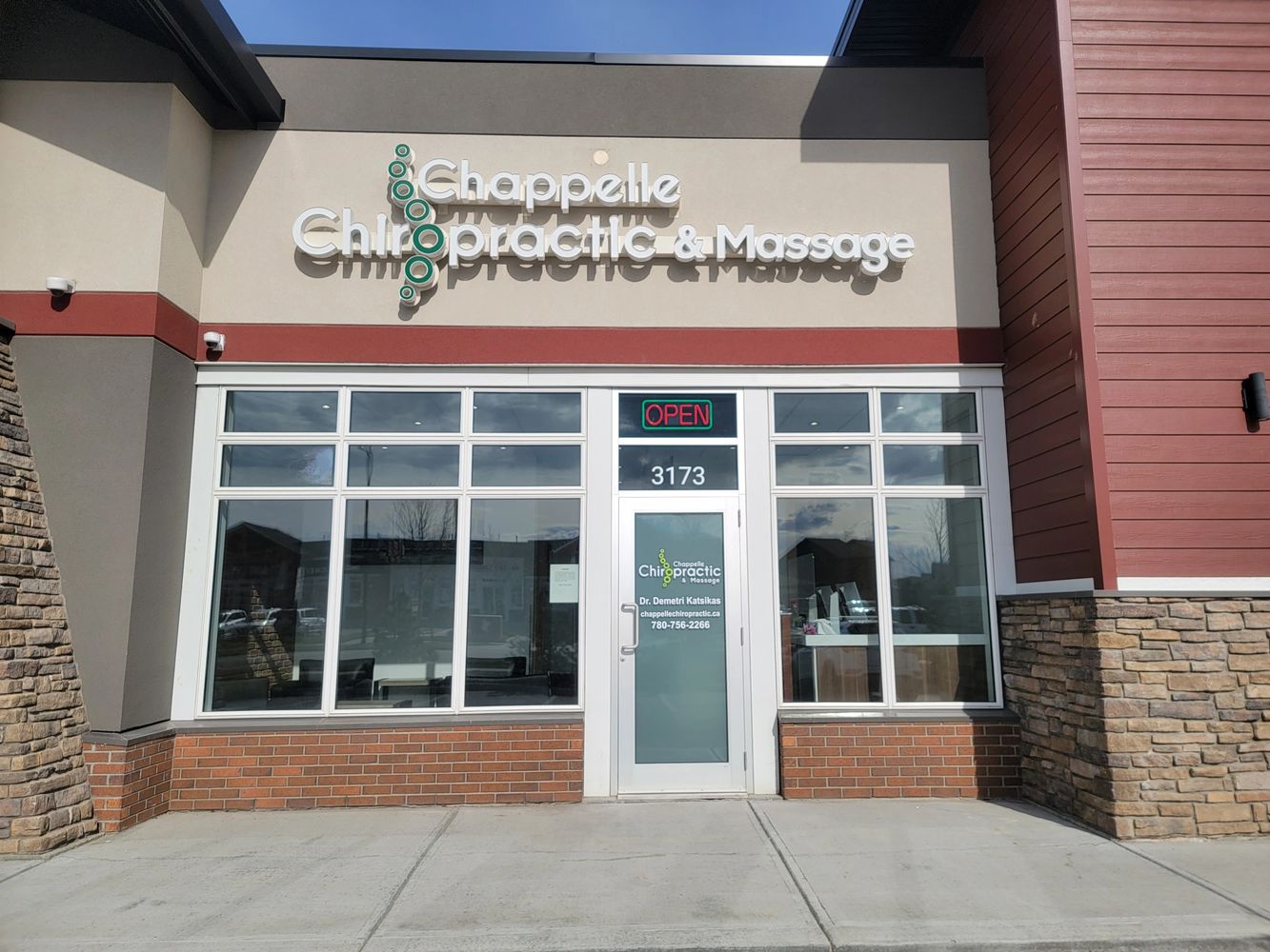 Chiropractic office in SW south West Edmonton offering chiropractic and Massage therapy